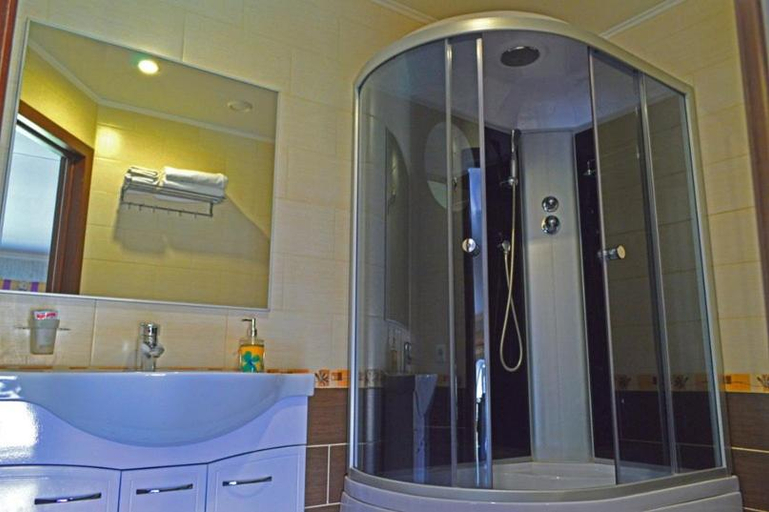 Bathroom, Akiyat Hotel, Tuymazinskiy rayon