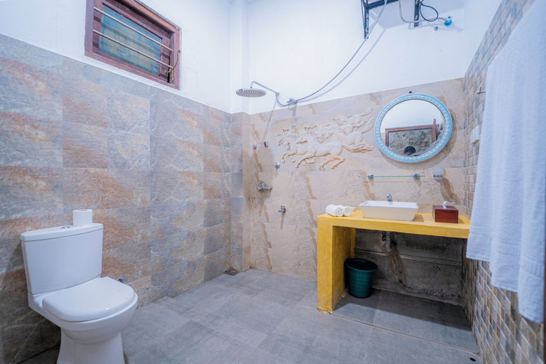 Bathroom 3, Meadow Villa - Galle, Galle Four Gravets