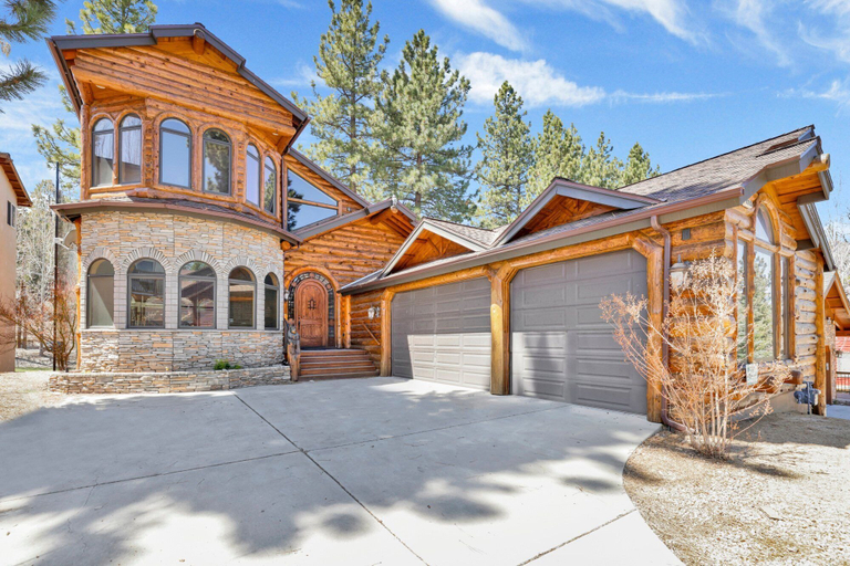 Exterior & Views 2, Wolf Creek Castle #2202, San Bernardino