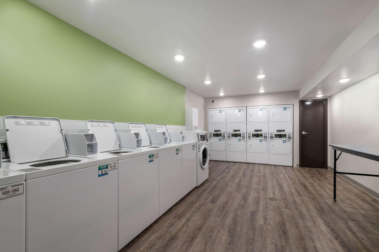 Others 5, Woodspring Suites Concord Charlotte Speedway, Cabarrus