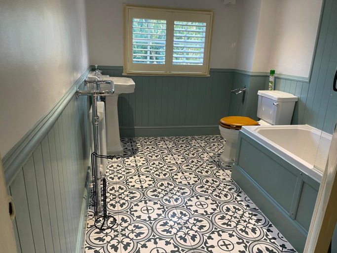 Bathroom 3, Dream Lodge, Surrey