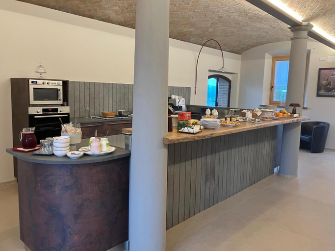 Food & Drinks 5, La Valle del Re, Parma
