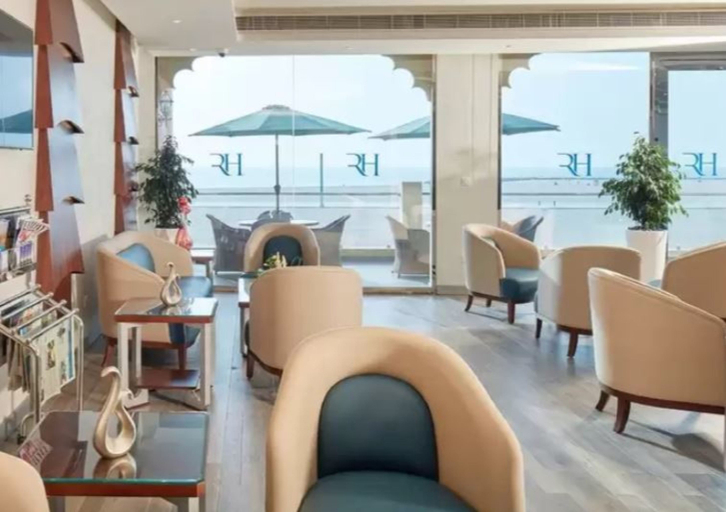 Public Area 3, Roda Beach Resort, Dubai