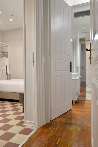 Bedroom 2, 1900 Athenian House, Attica