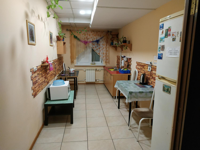 Food & Drinks, Motel Roza Vetrov, Omskiy rayon