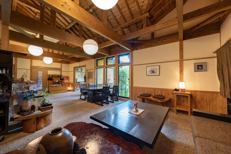Public Area, Tsuwabuki no Hana, Higashisonogi