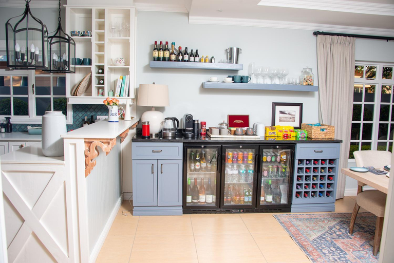 Food & Drinks 3, 53A Luxury Bed & Breakfast, Gaborone