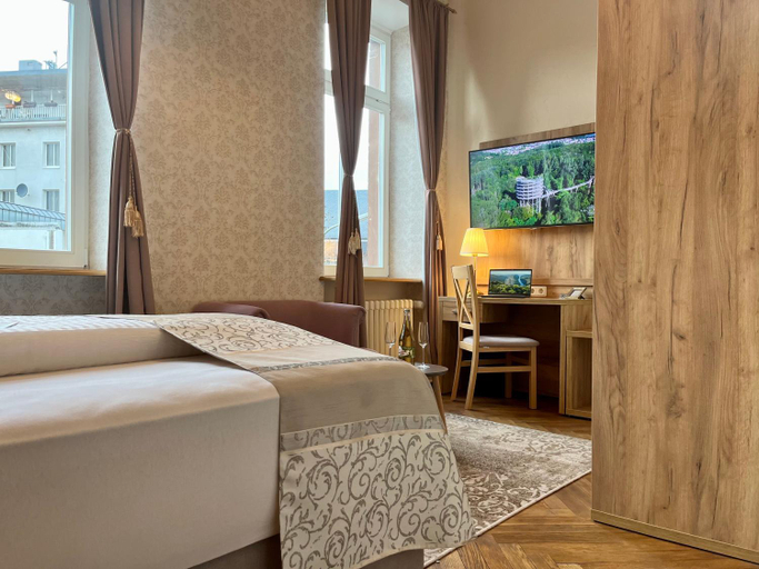 Bedroom 3, Hotel Stadtvilla Laux, Merzig-Wadern