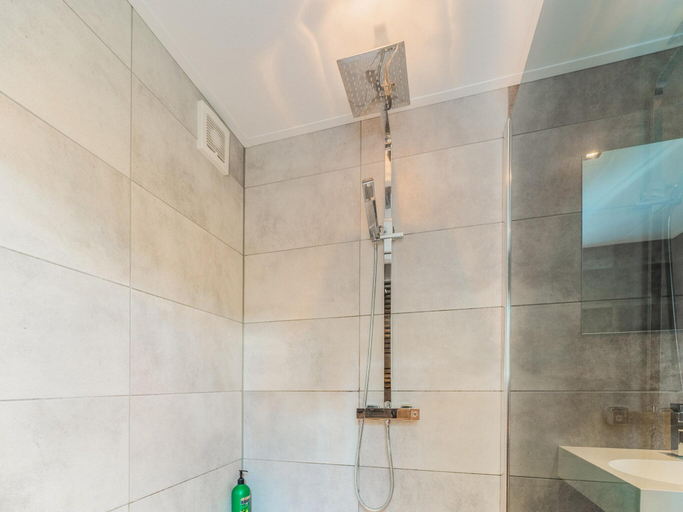 Bathroom 4, Chalet in Reutum by Almelo Nordhorn Canal, Tubbergen
