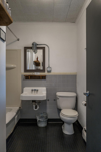 Bathroom 3, The Graham & Co., Ulster