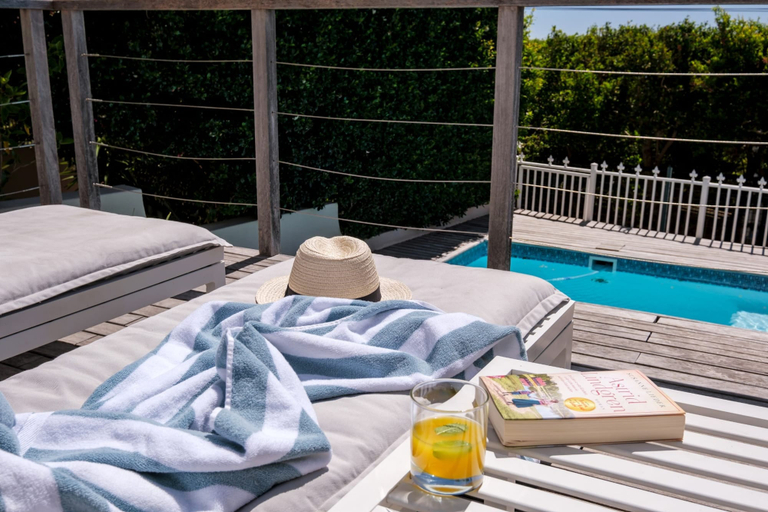 Room 5, Compact Camps Bay Holiday Apartment With Private Pool Sea Escape, City of Cape Town