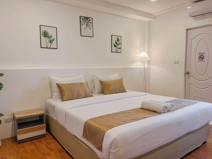 Bedroom 21