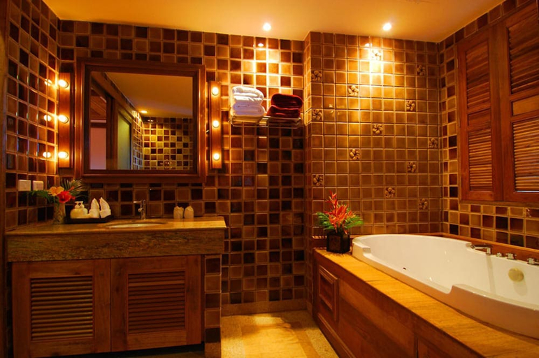 Bathroom 3, Andamania Beach Resort, Takua Pa