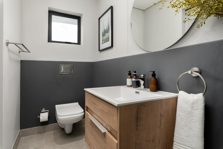 Others 4, 3 On Albany Luxury Apartments, City of Cape Town