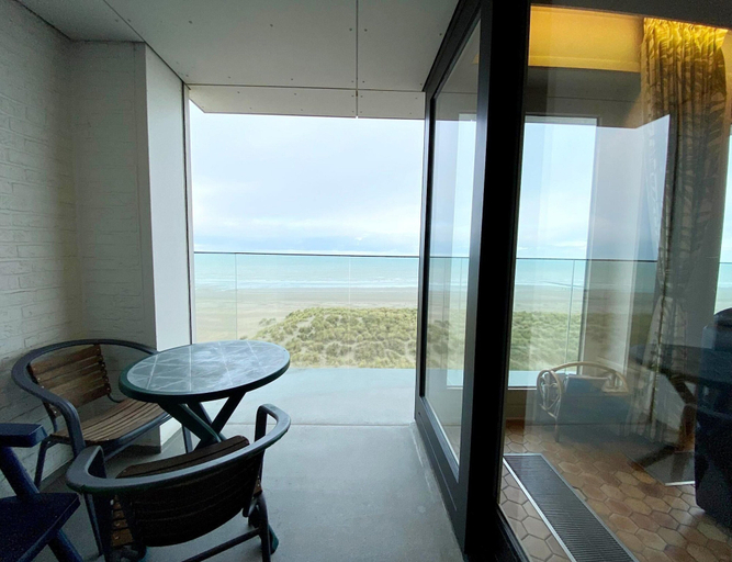 Others 4, Apartment in Nieuwpoort With sea Beach, West-Vlaanderen