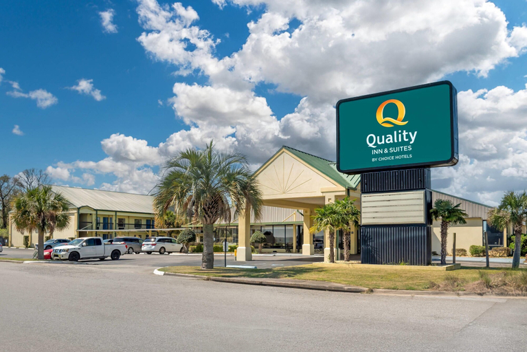 Exterior & Views 2, Quality Inn & Suites near Lake Eufaula, Quitman