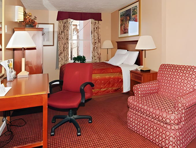 Bedroom 2, MIDTOWN INN, Baltimore