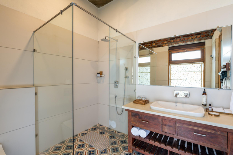 Bathroom 3, Amritara Olive Trotter, Nangal, Ludhiana