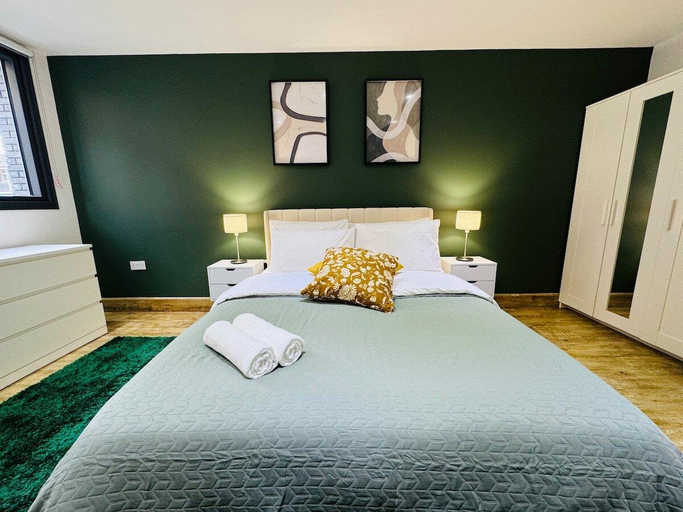 Bedroom 2, The Edge FT4, London