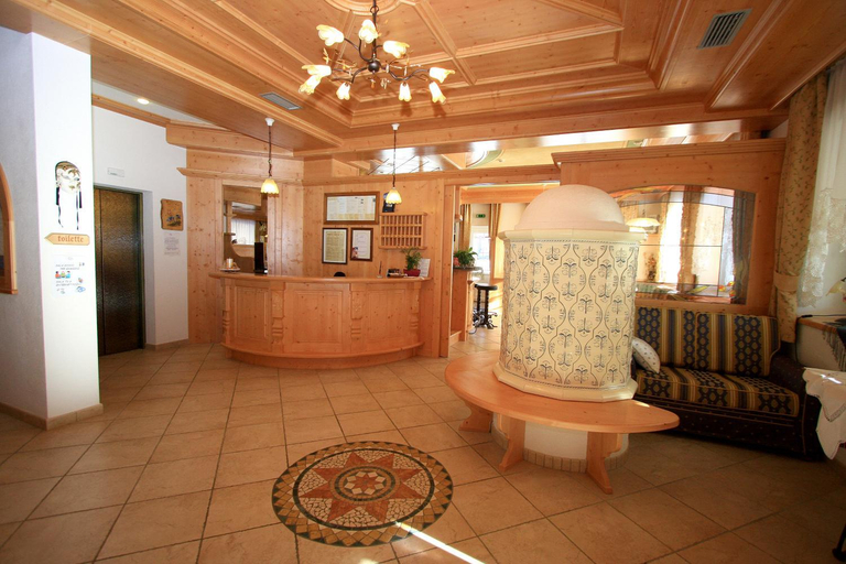 Public Area, Hotel Chalet Sas Morin, Trento