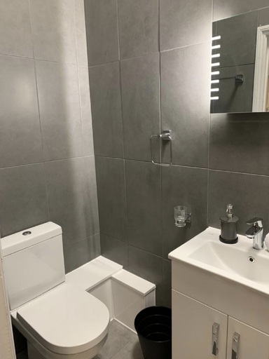 4, Ryam suites, London