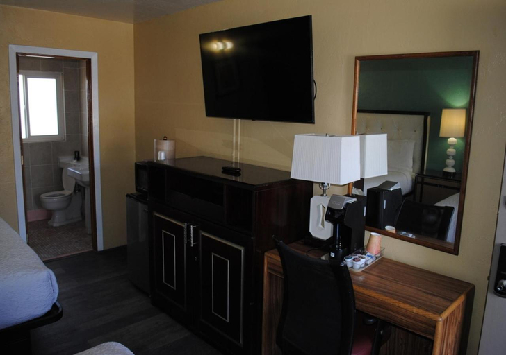 Bedroom 2, American inn, Elko