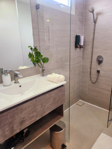 Bathroom 4, BEACH APARTMENT, Klaeng