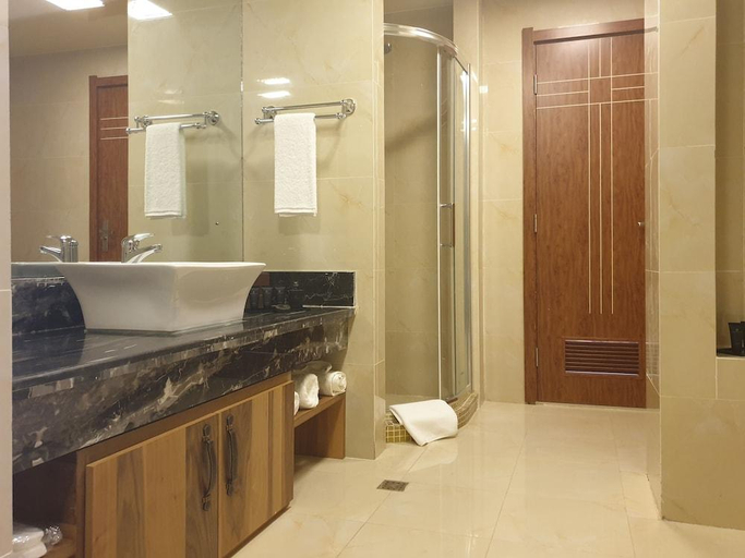 Bathroom 4, Summerset Continental Hotel Usuma , Bwari