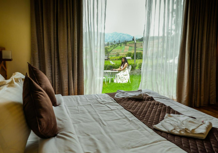 Bedroom 3, AJ Gable clouds Ooty by VOYE HOMES, The Nilgiris