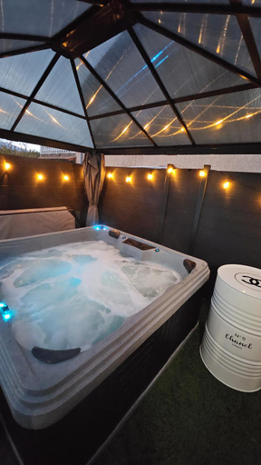 Sport & Beauty 2, hebergement privee Jaccuzzi en supplement, Isère