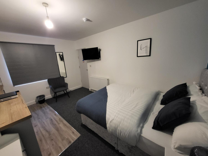 Bedroom 2, Tring Vale Studios, Nottingham