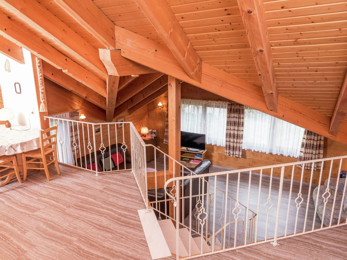 Others 4, Cozy Holiday Home in Loßburg near Ski Area, Freudenstadt