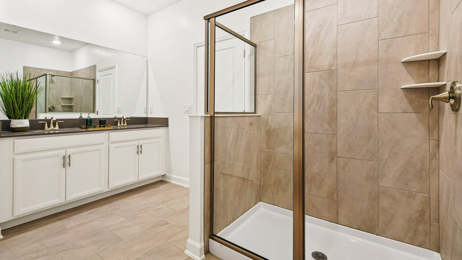 Bathroom 3, Storey Lake 9BR Lakeview Home Pool/spa/game Disney, Osceola