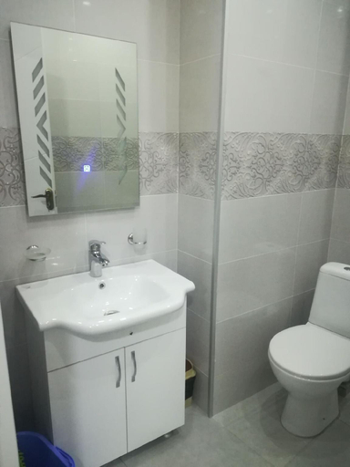 Bathroom 2, "Cozy apartment in Old Town", Tbilisi