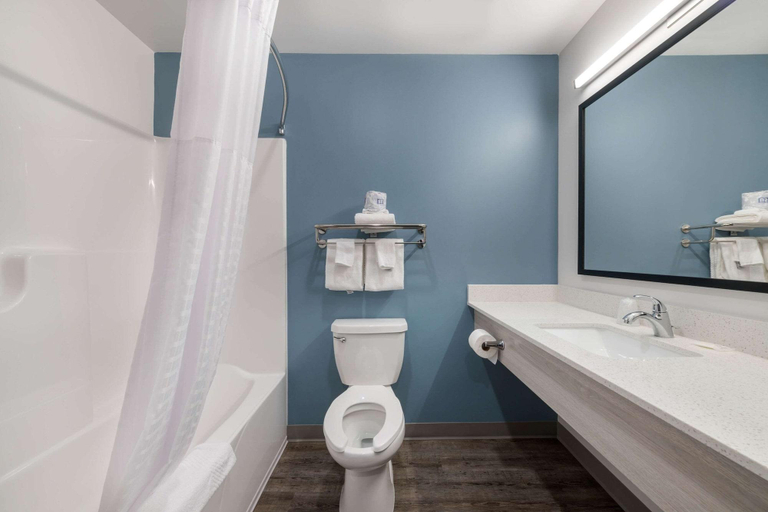 Bathroom 4, Woodspring Suites Concord Charlotte Speedway, Cabarrus