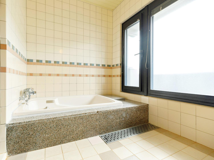 Bathroom 3, BEPPU KANKO HOTEL ACE, Beppu