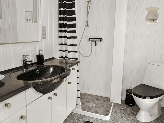Bathroom 4, Captivating Holiday Home in Ulfborg near Sea, Holstebro