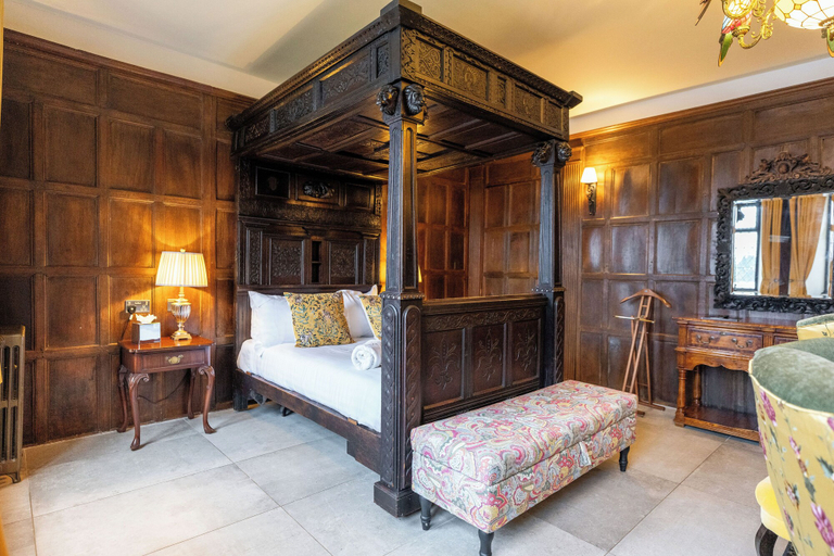 Bedroom 3, Weston Manor Hotel, Oxfordshire