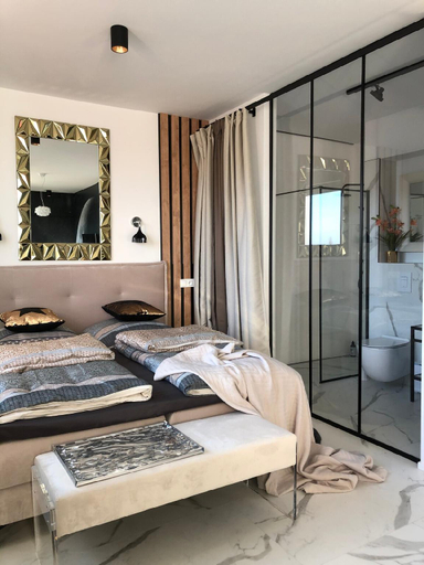 Bedroom, Piper Dworzec & Targi, Poznań City