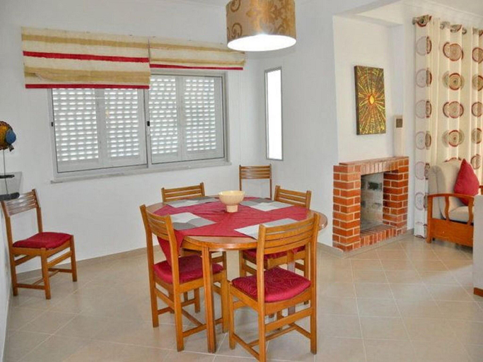 Others 5, Villa in Vilamoura near Beaches and Golf, Loulé