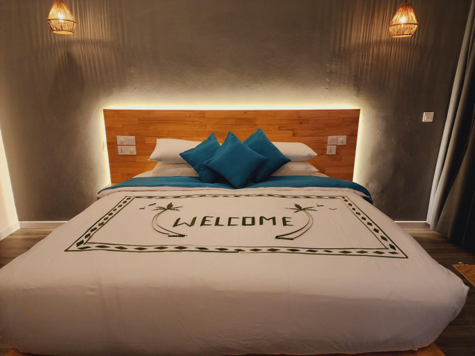 Bedroom 2, Dhigurah Beach Inn