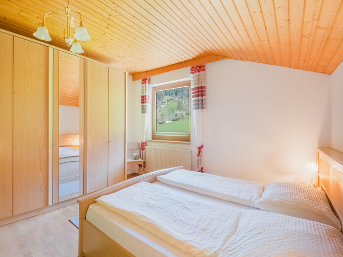 Bedroom 1, Apartment with panoramic view, Schwaz