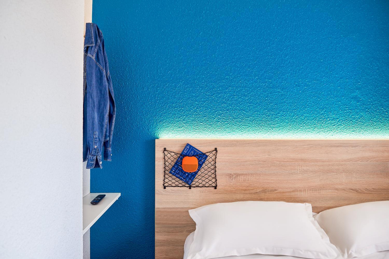 Bedroom 2, hotelF1 Nimes Ouest, Gard
