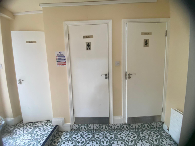 Others 4, Astra Hostel, Dublin