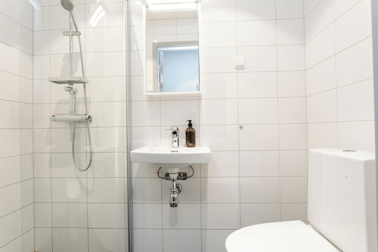 Bathroom 4, ApartDirect Arlandastad, Sigtuna