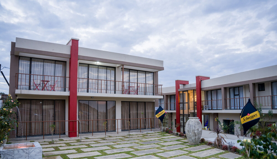 Exterior & Views 2, Thabeng Hotel
