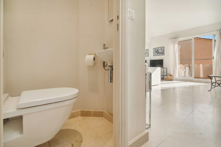 Bathroom 5, Charming Apartment - 1br- Saint-tropez, Var