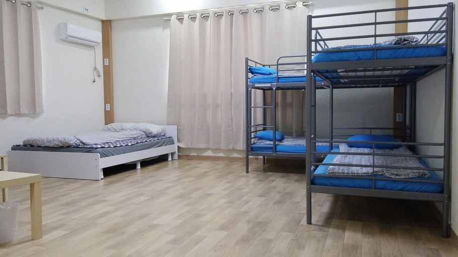 Bedroom 3, Sokcho And Guest House, Goseong