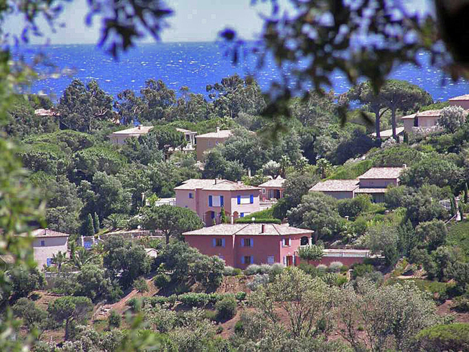 Others 1, Family-Friendly Villa with Pool, Var