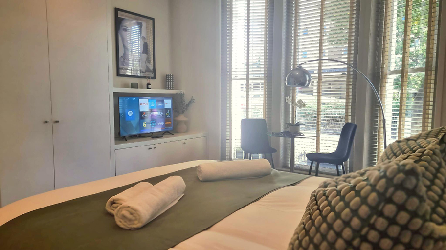 Bedroom 2, Notting Hill - The One One One! -1-, London